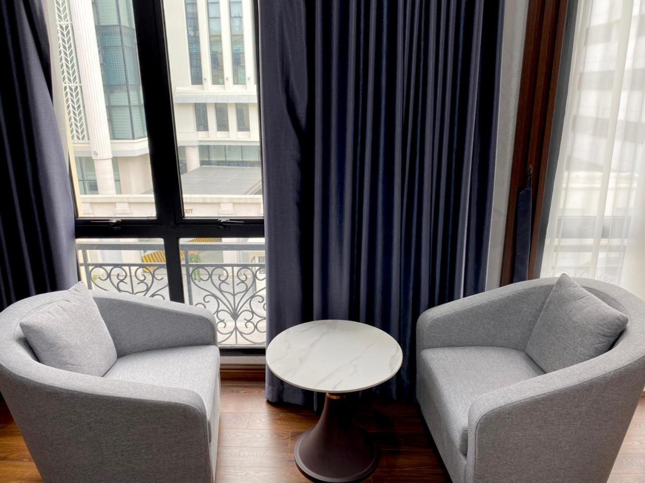 NguyẽN QuyèN Hotel Hanoi Esterno foto