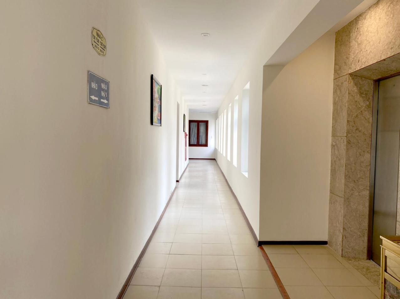 NguyẽN QuyèN Hotel Hanoi Esterno foto