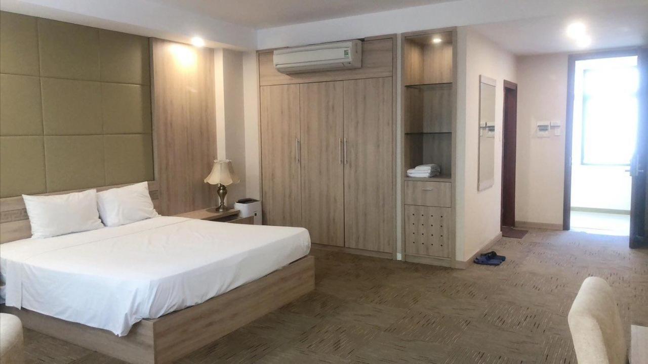 NguyẽN QuyèN Hotel Hanoi Esterno foto